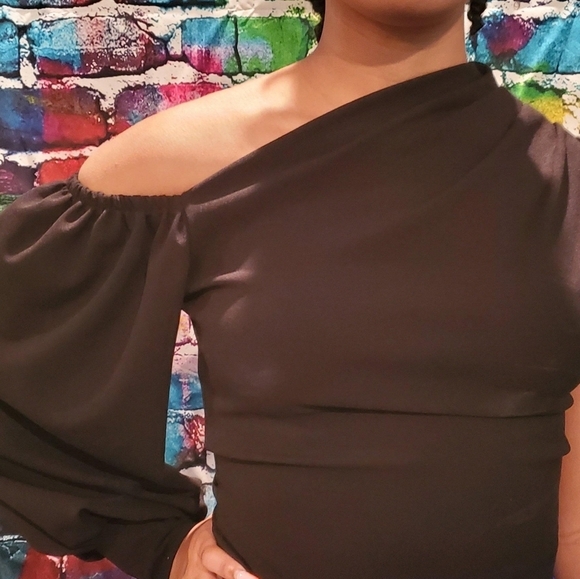 Petite Black Open Shoulder Top - Picture 6 of 6